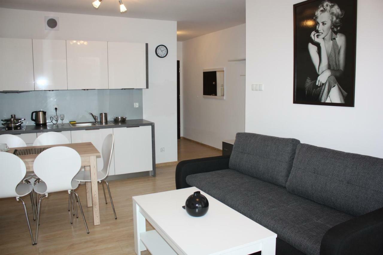 Kolobrzeg Apartamenty Greg Polanki ภายนอก รูปภาพ